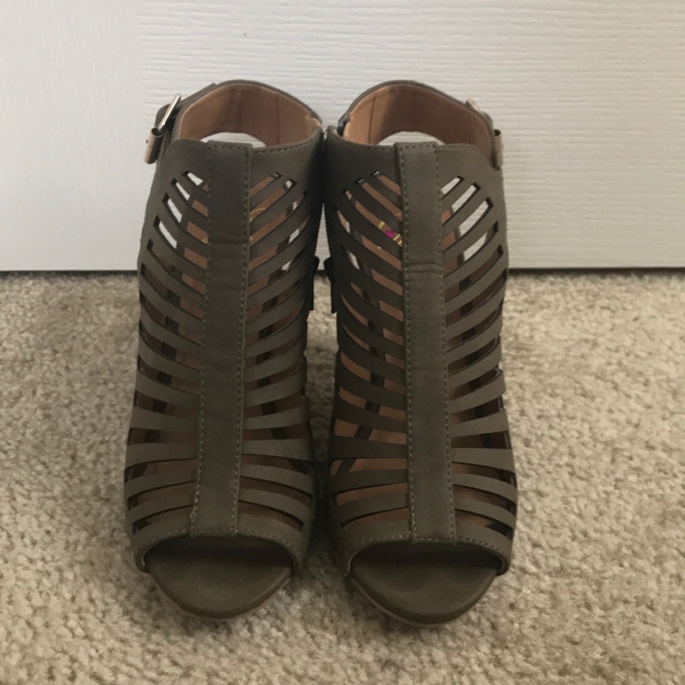 Olive Caged Heeled Sandals